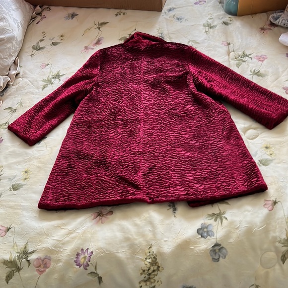 Great spring and fall jacket to make your child look and feel great. - Picture 6 of 6